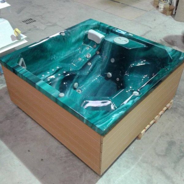 Τζακουζι εξωτερικου χωρου με ξυλινη ποδια Mini Pool 200x200 Mystic Emerald