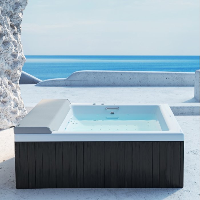 Como Modern Large Whirlpool 2-3 Person Outdoor Hot Tub Spa 195×165