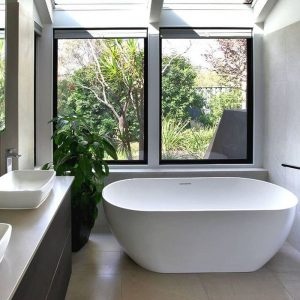 Karag Chiara Corian Double Ended Curved White Mat Freestanding Bath Tub 165x83
