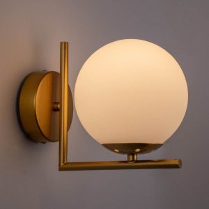 Classic 1-Light Gold Globed Glass Wall Lamp 01426 JADA