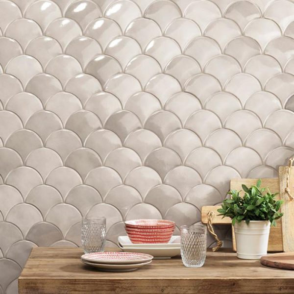 Squama Mist Glossy Grey White Body Fish Scale Wall Tile