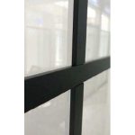 Μαυρο εξωτερικο σταυρωτο πλασιο καμπινας Windows